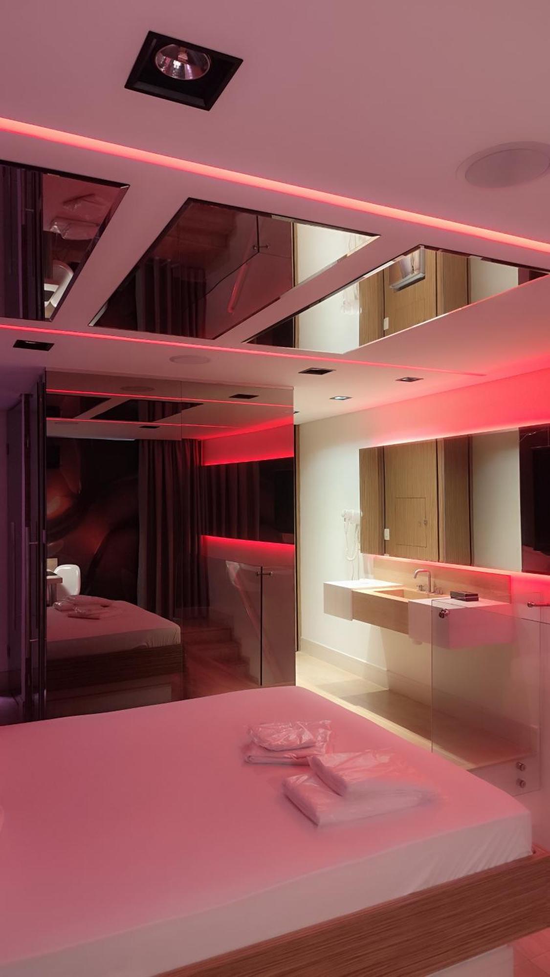 Mint Motel Гуарульос Екстериор снимка