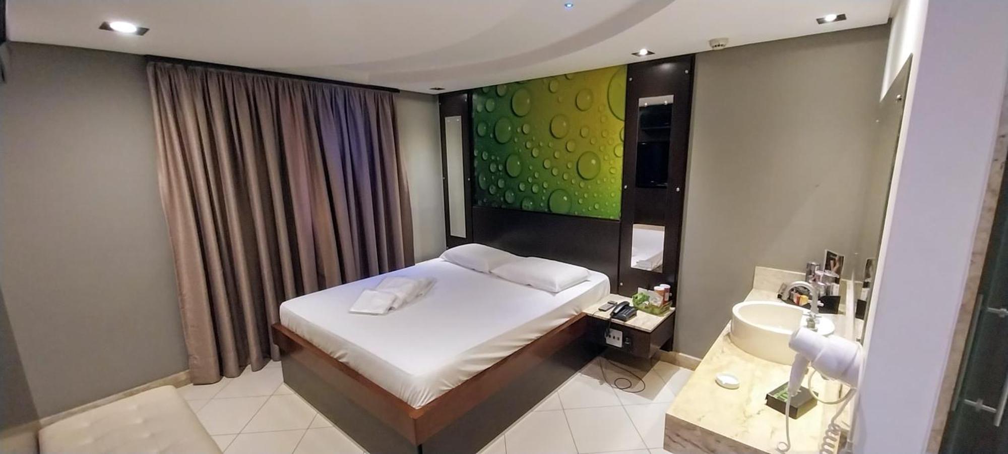 Mint Motel Гуарульос Екстериор снимка