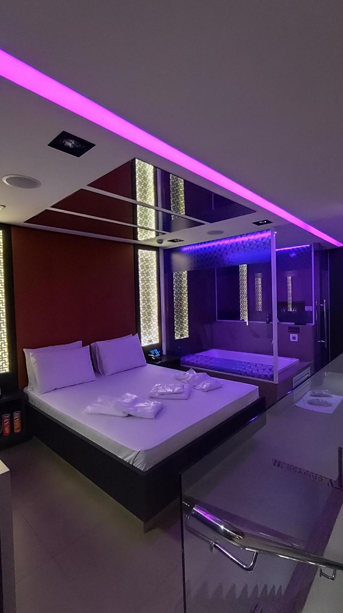 Mint Motel Гуарульос Екстериор снимка