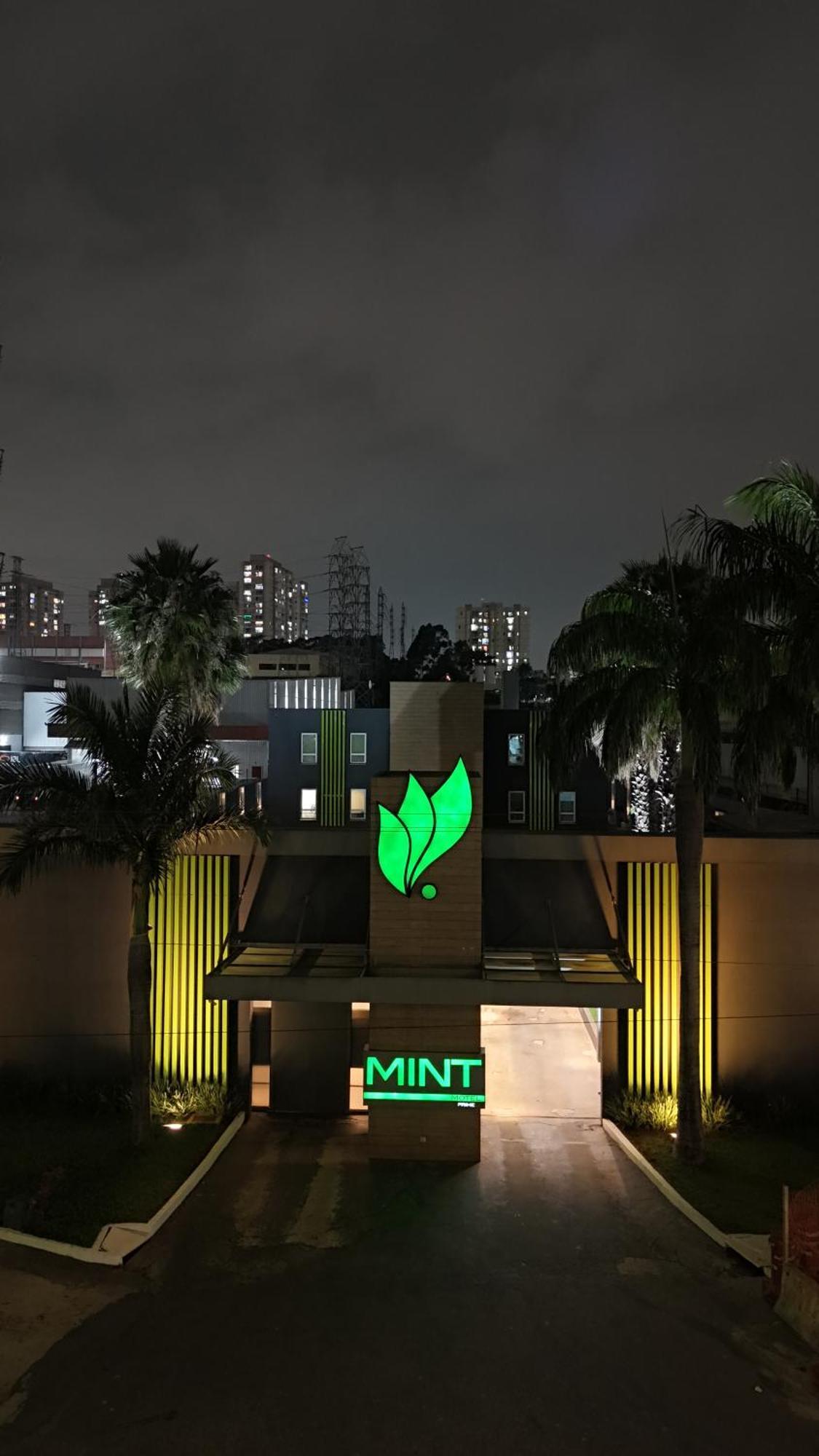 Mint Motel Гуарульос Екстериор снимка